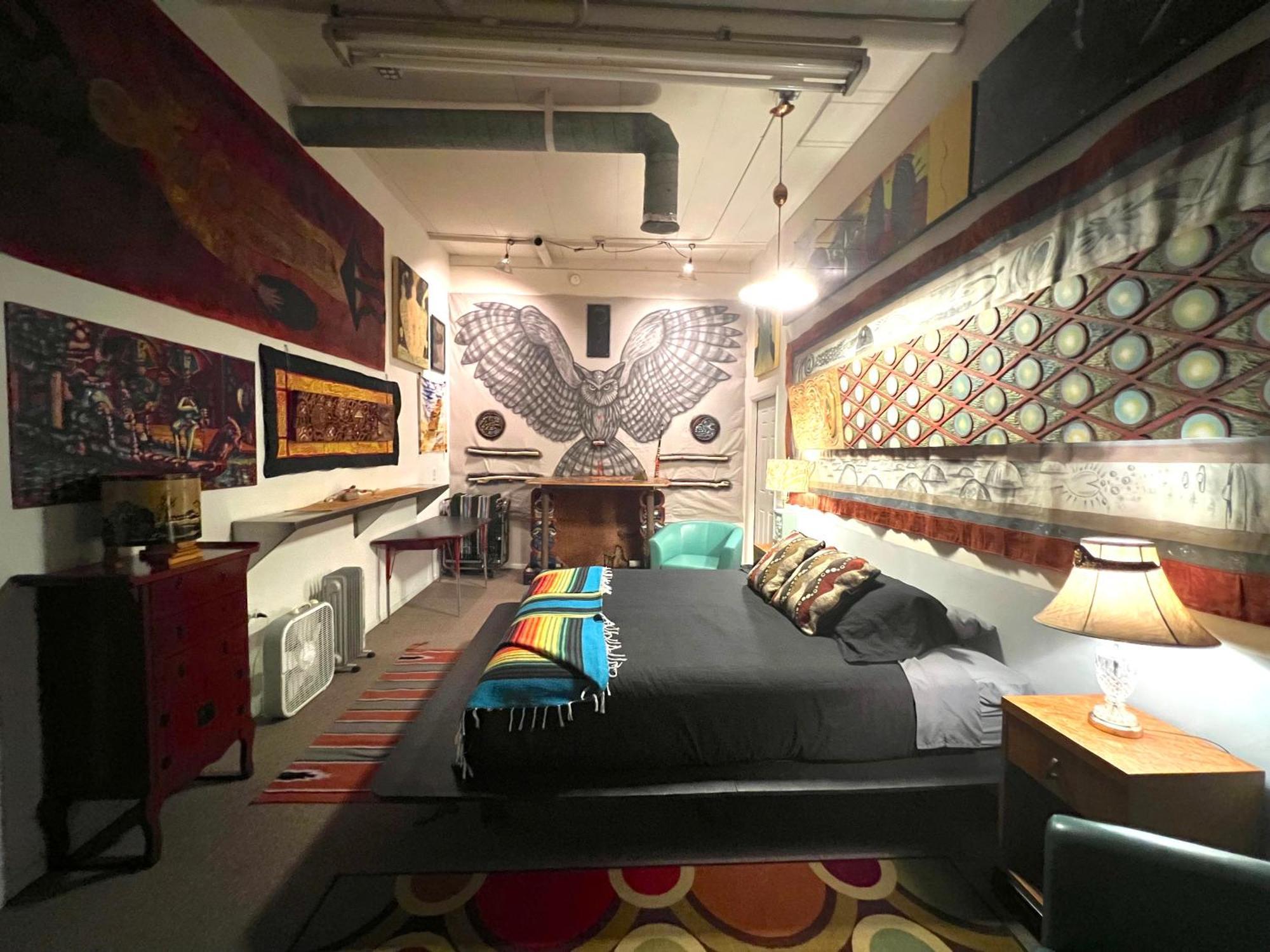 Space Castle: A 1950S Gas Station Transformed Into An Art Themed Wonderland Truth or Consequences Exterior foto